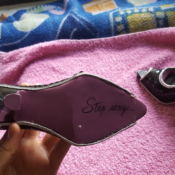 2 Jewelry Holders - Picture 7 of 11